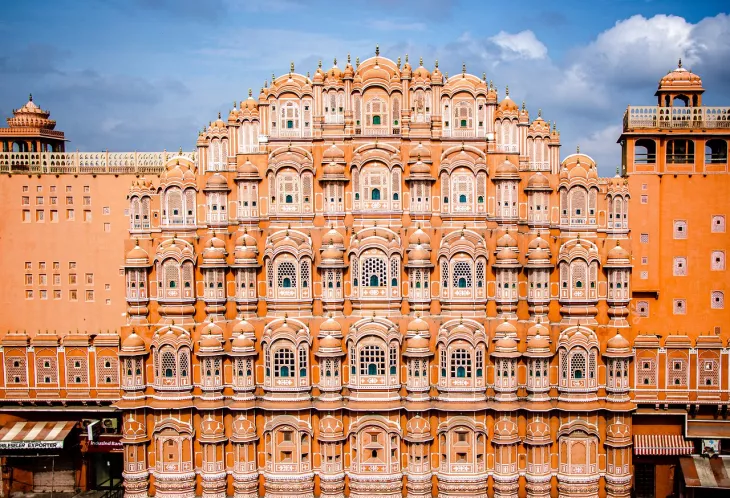Explore Top Cultural Marvels On An Enchanting North India Tour