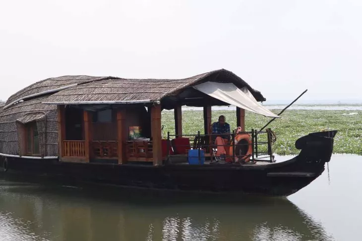Explore Serene Alleppey Canals With Backwaters Trip In Kerala