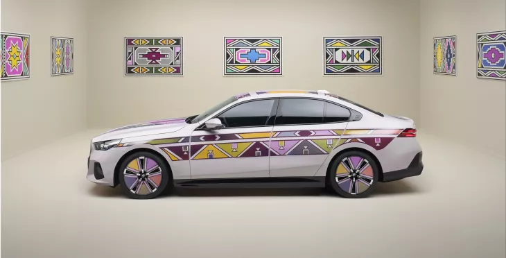BMW i5 Flow NOSTOKANA: The Art Car That Changes Colors Like a Chameleon