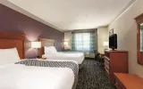 Best Room Booking in Pearl